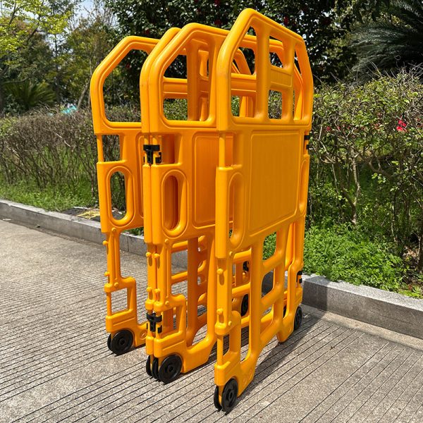 Expandable Safety Barricade Custom Logo Foldable Barrier Fencing with Casters for Traffic Hospital Airport Road Block Fence